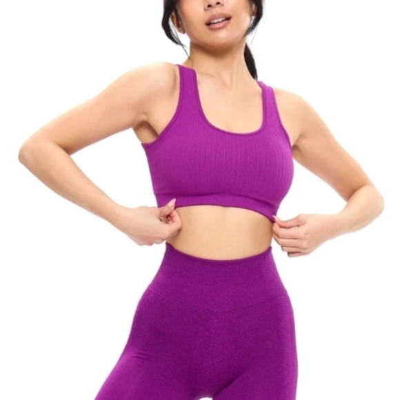 Buffbunny Scoop Seamless Sports Bra - Picture 1 of 4
